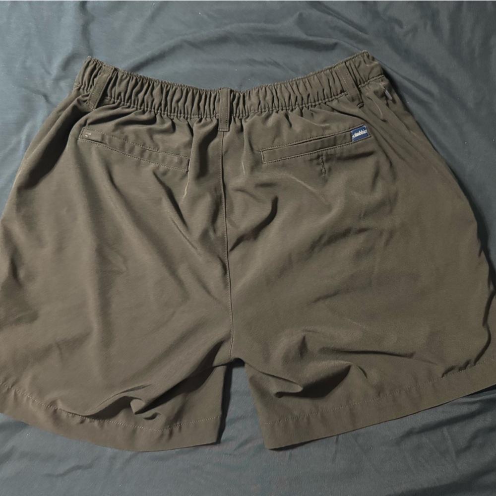 Chubbies Black Everywear Shorts 6 in - Picture 3 of 5